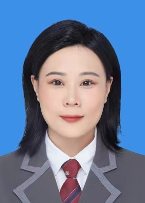 黄靖同志简历